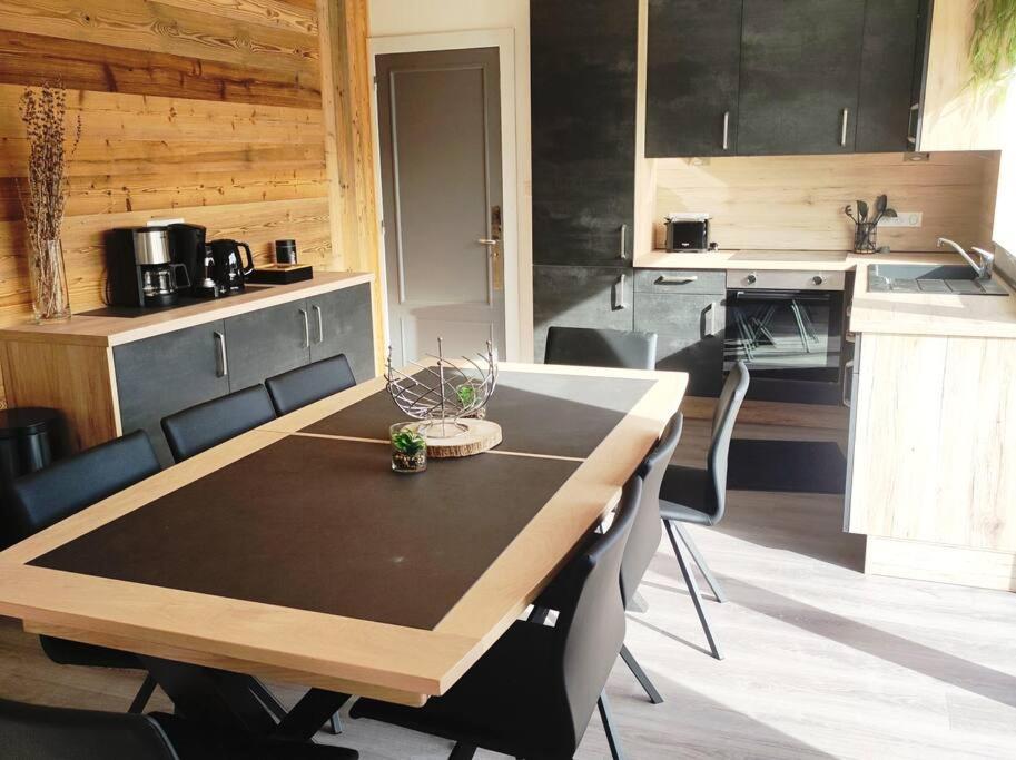 Papillon 6 A14 Personnes - Jacuzzi Ferienhaus Gérardmer